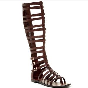*NIB* Vince Camuto black gladiator sandals